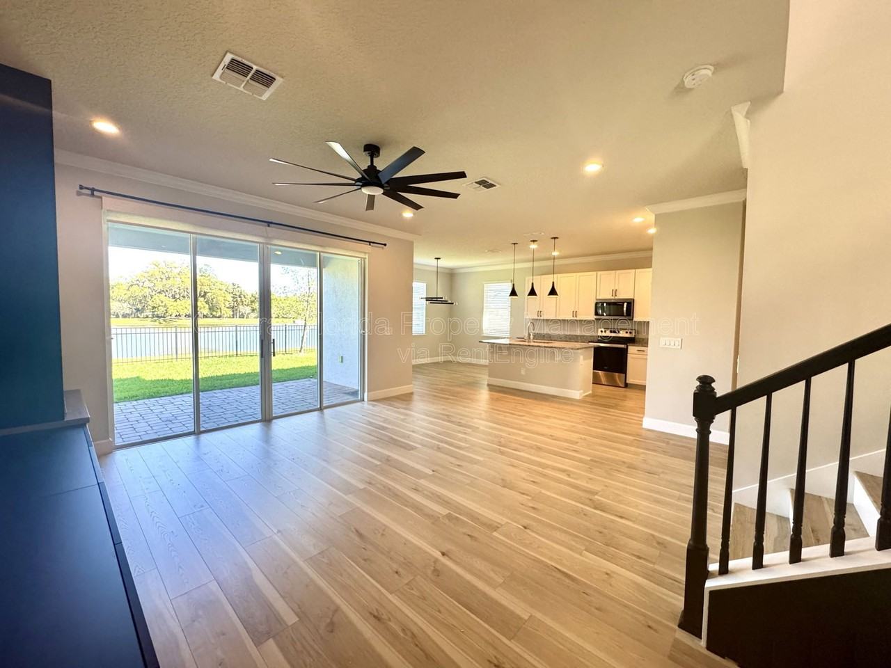 3615 Voyager Ln - Photo 4 of 46