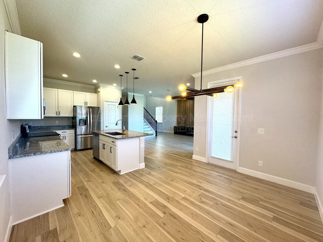 3615 Voyager Ln - Photo 7 of 46