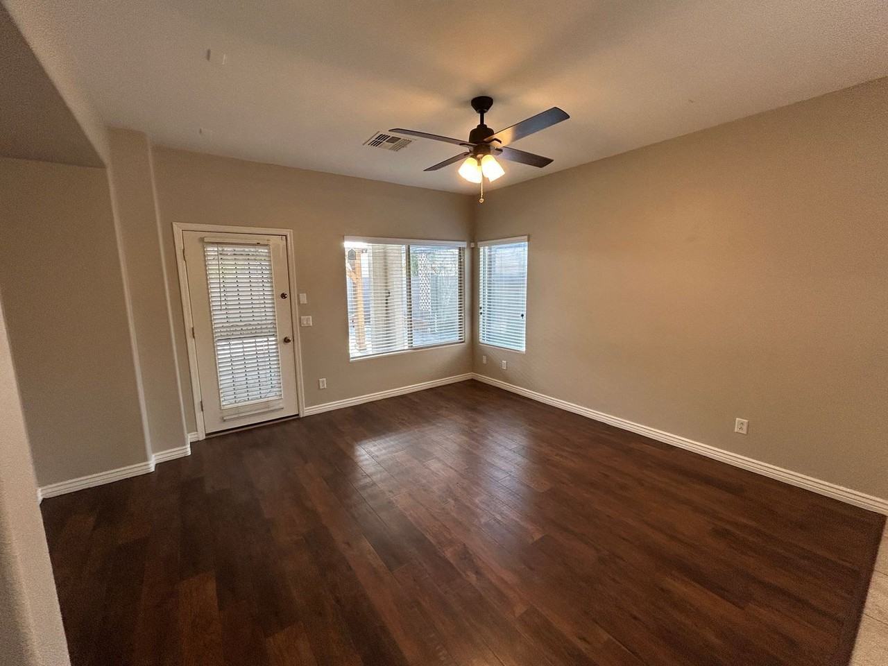 14527 W Gelding Dr - Photo 7 of 27