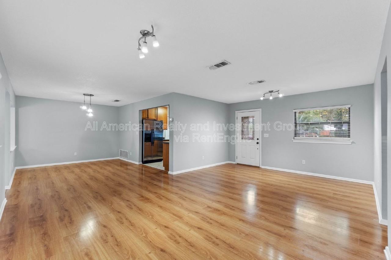 26 Anastasia Dr Se - Photo 7 of 19