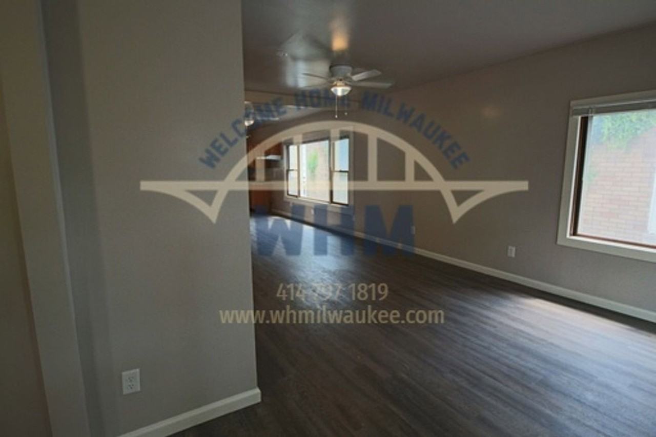 2470 N 54th St - Photo 3 of 10