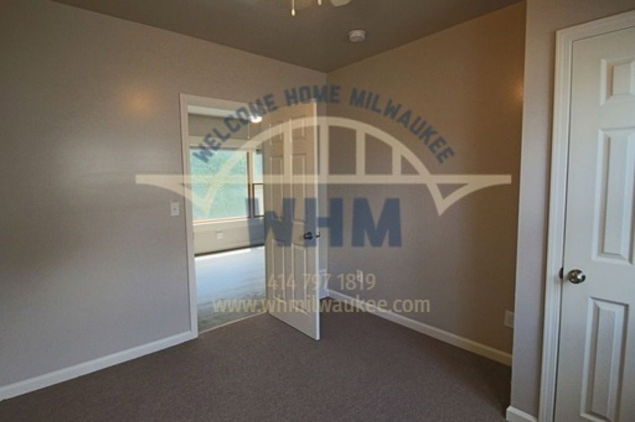 2470 N 54th St - Photo 7 of 10