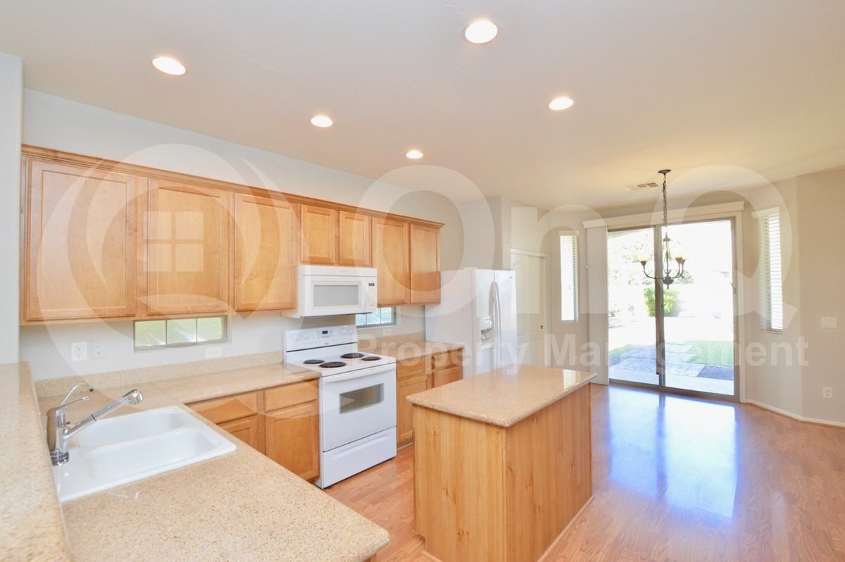 4178 E Trigger Way - Photo 3 of 27