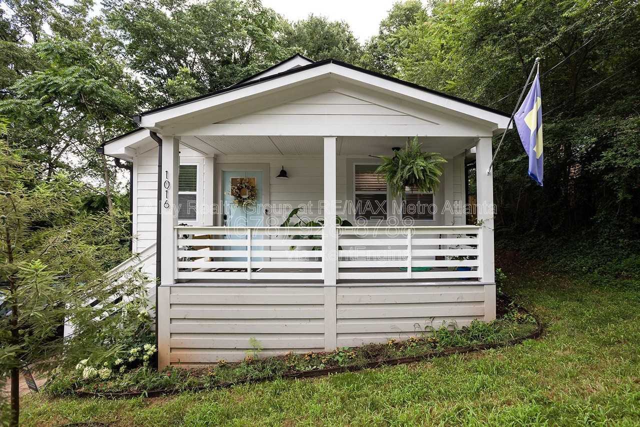 1016 Coleman St Sw - Photo 2 of 19