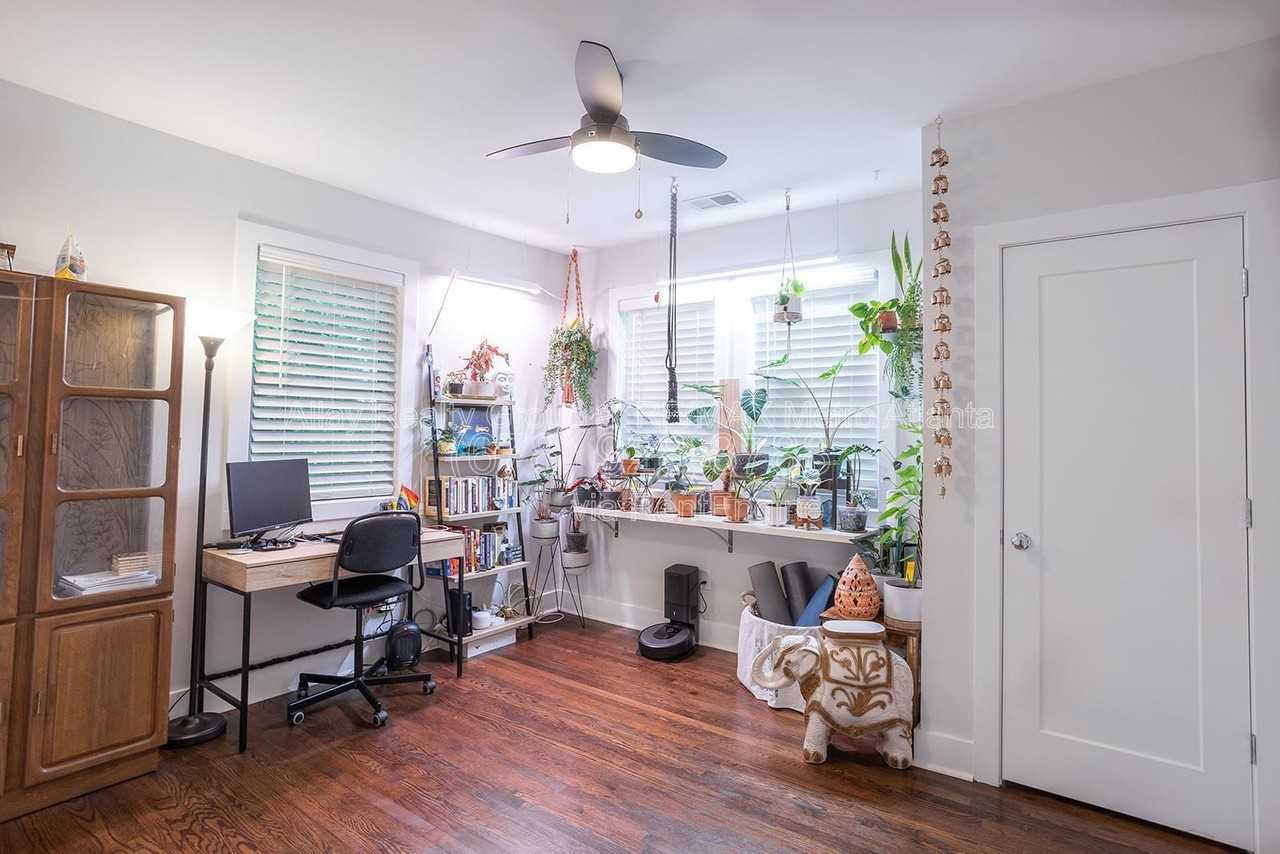 1016 Coleman St Sw - Photo 4 of 19