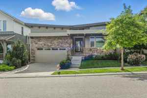 featured image of 1821 Blue Star Ln