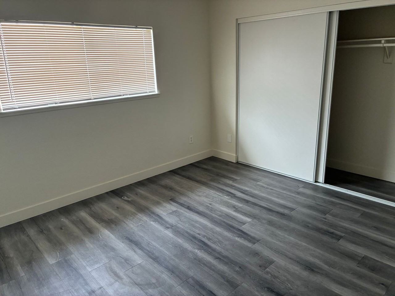 13601 Arroyo Dr - Photo 5 of 6