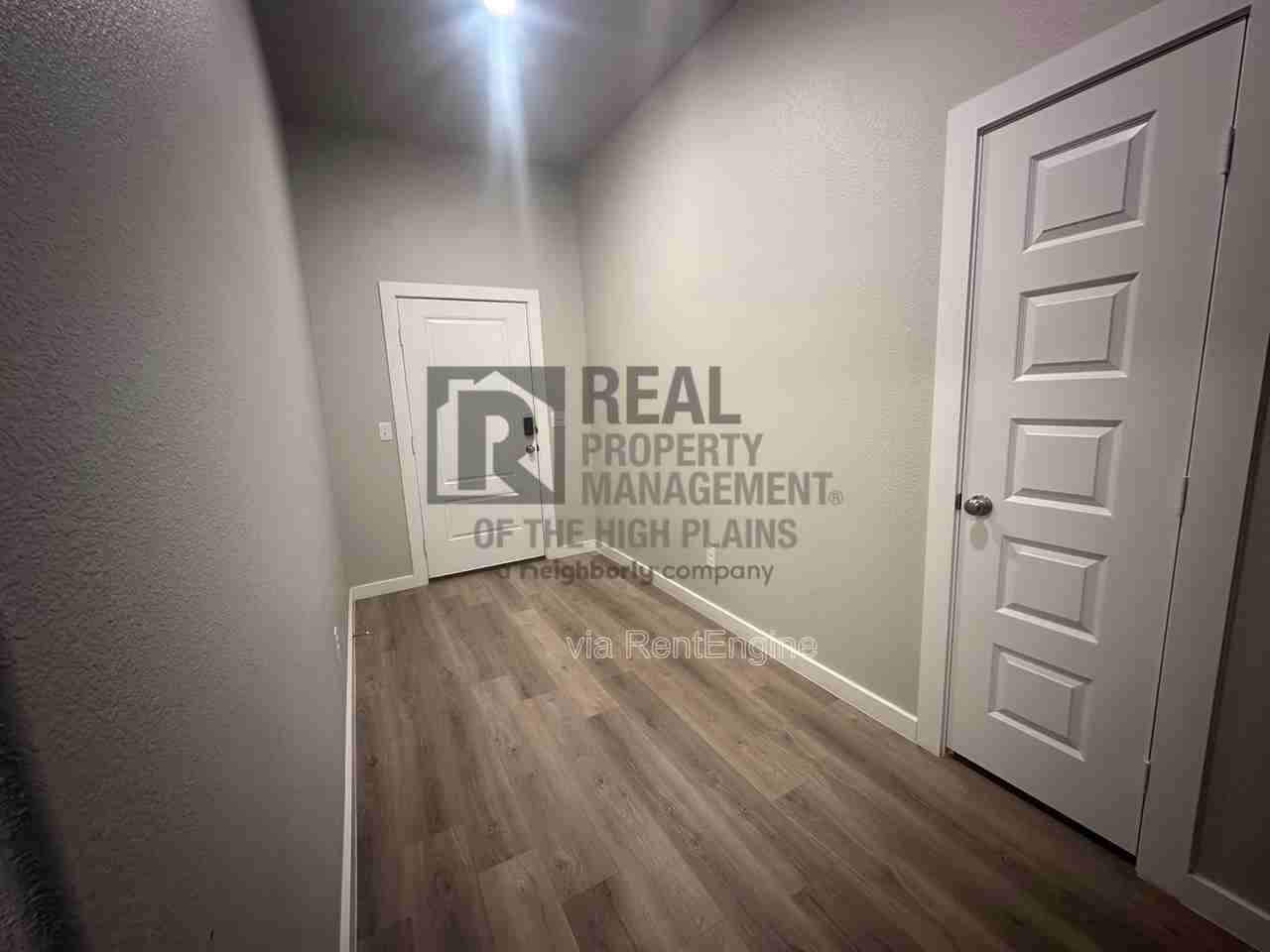 1603 Morningside Ave - Photo 5 of 15