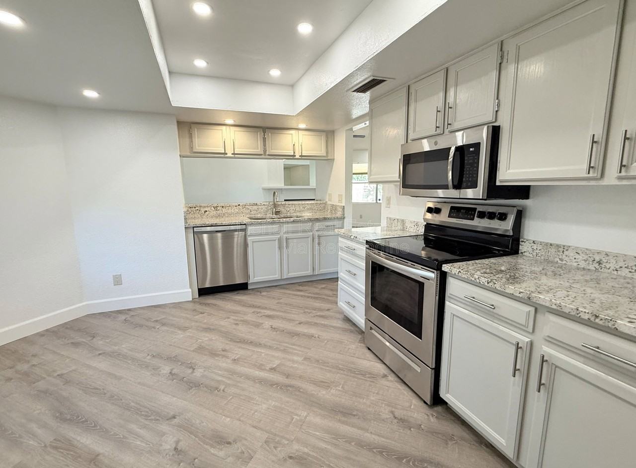 4536 E Cheyenne Dr - Photo 7 of 25