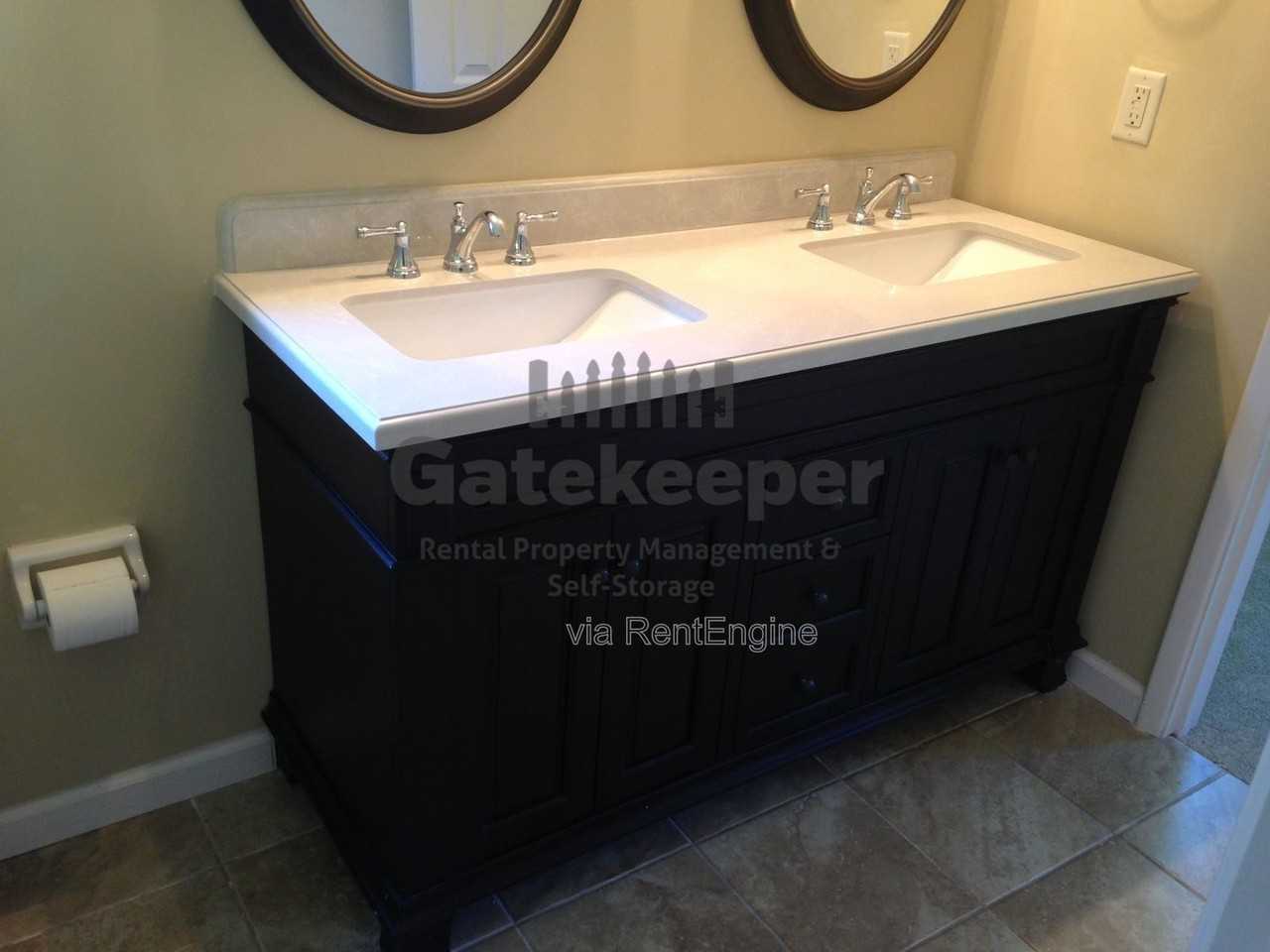 695 Georgia Ave - Photo 7 of 20