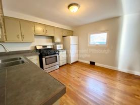 825 Collins Ave #2 - Photo 1 of 1