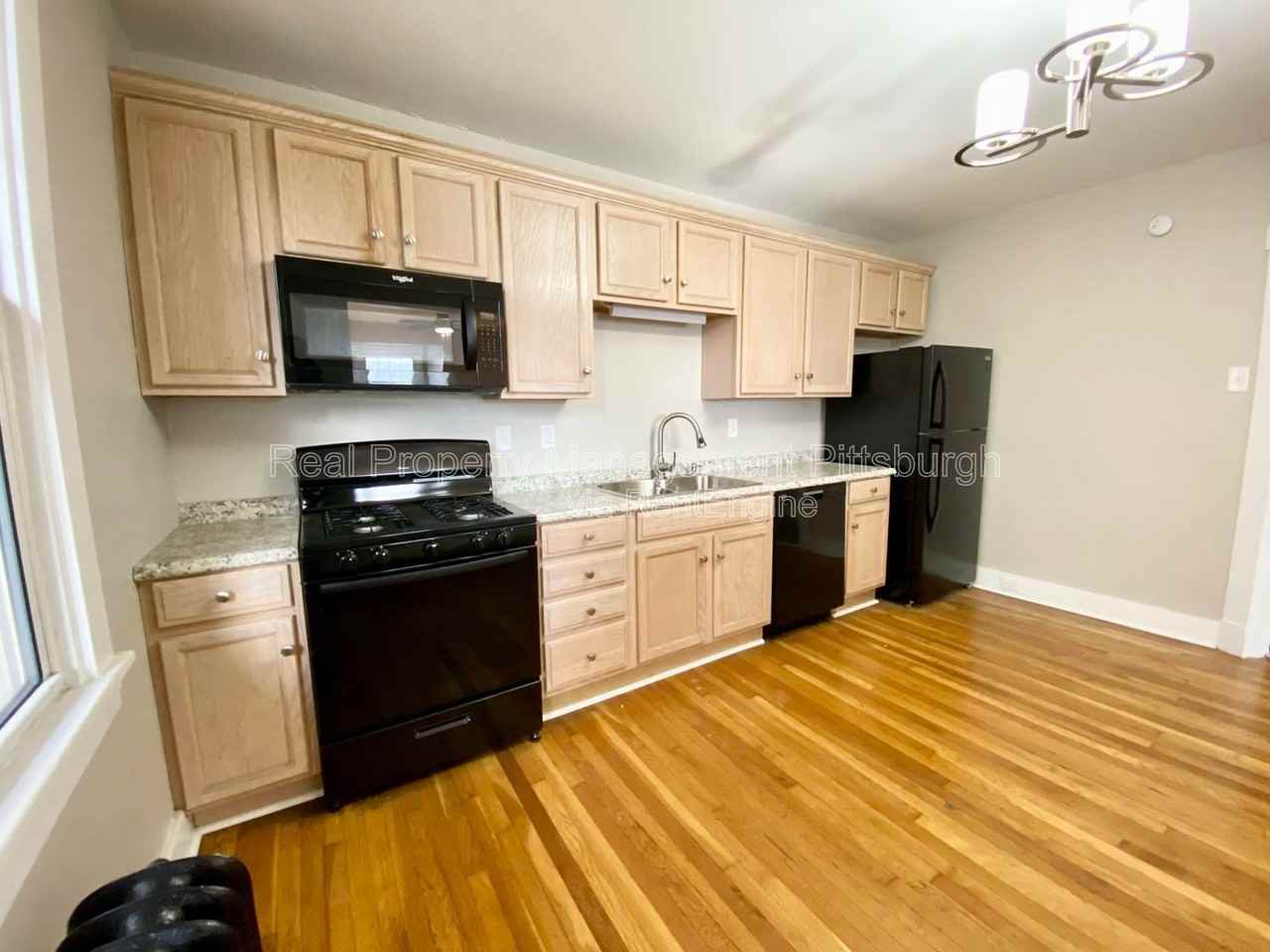 5735 Phillips Ave #2 - Photo 5 of 11