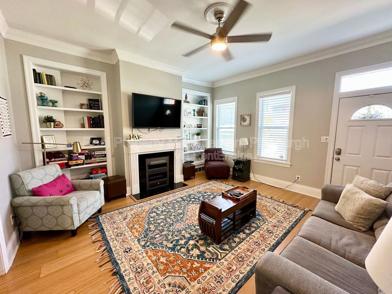 138 Pius St - Photo 2 of 23