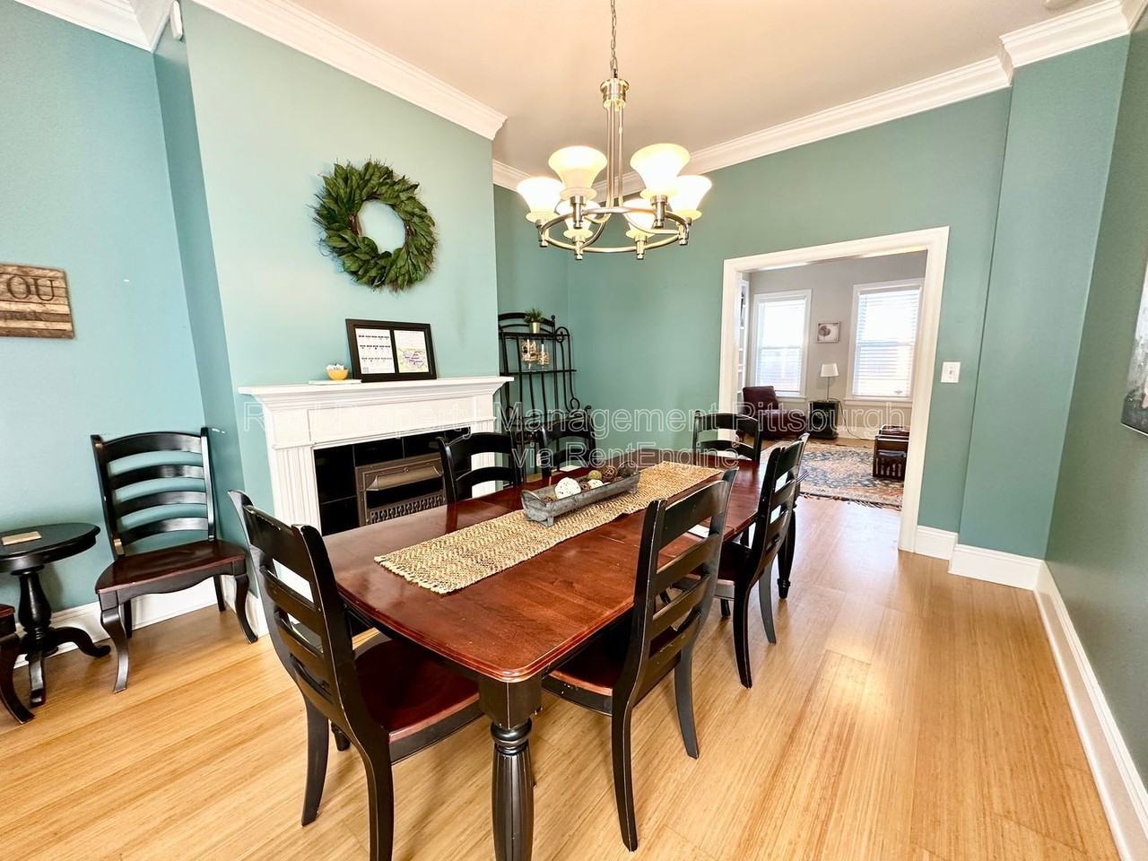 138 Pius St - Photo 4 of 23