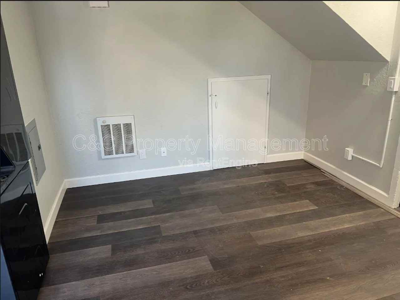 1140 West St - Photo 4 of 9