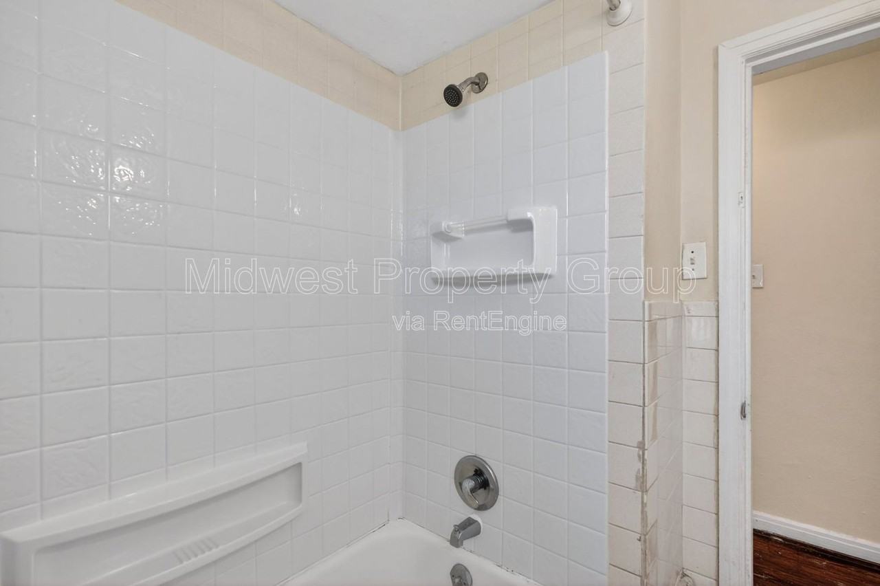 9923 Jeffrey Dr - Photo 6 of 31