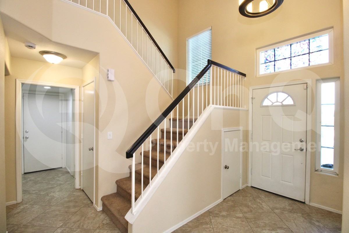 7113 N 28th Dr - Photo 6 of 24