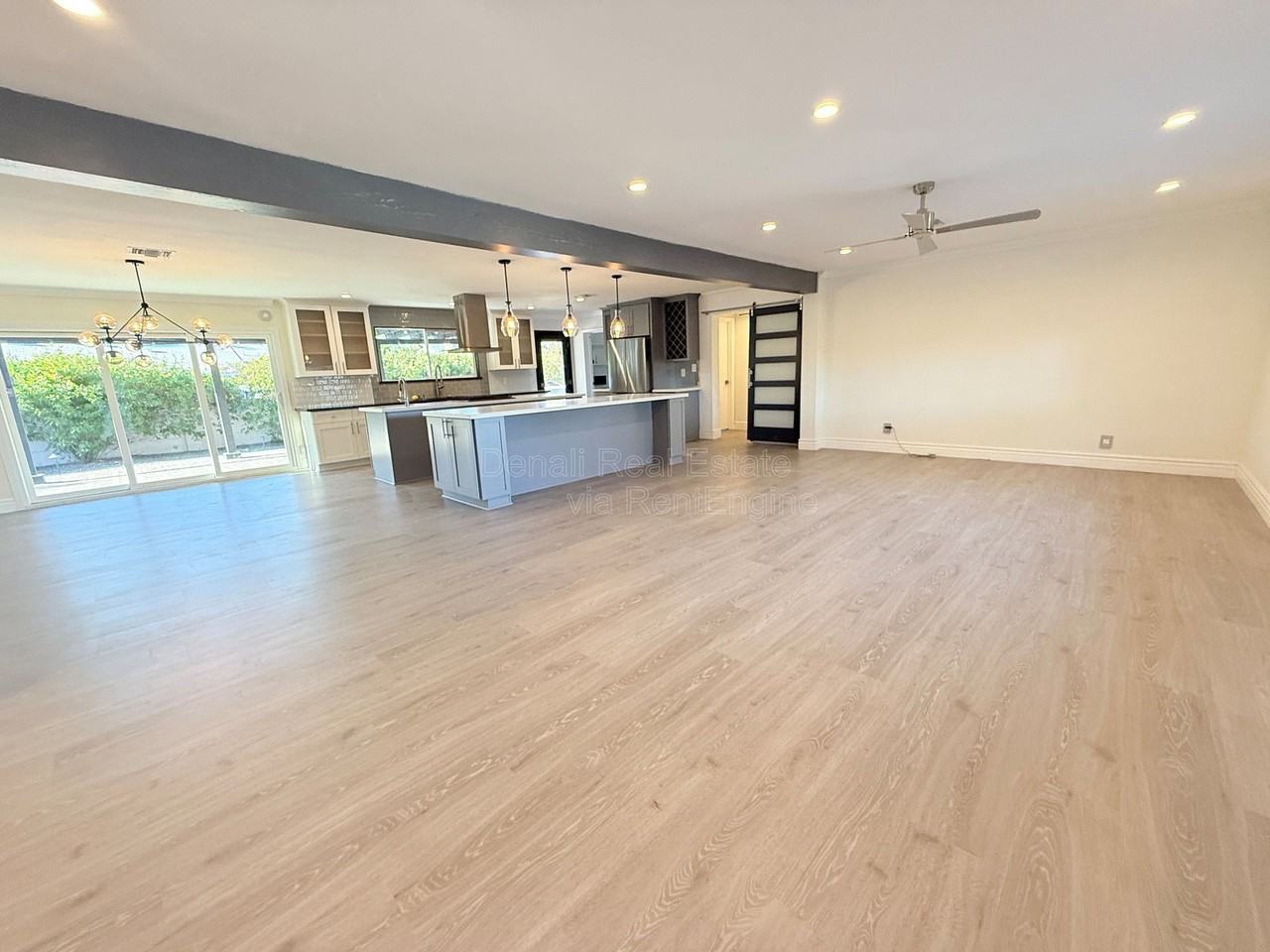 8139 E Mulberry St - Photo 3 of 33