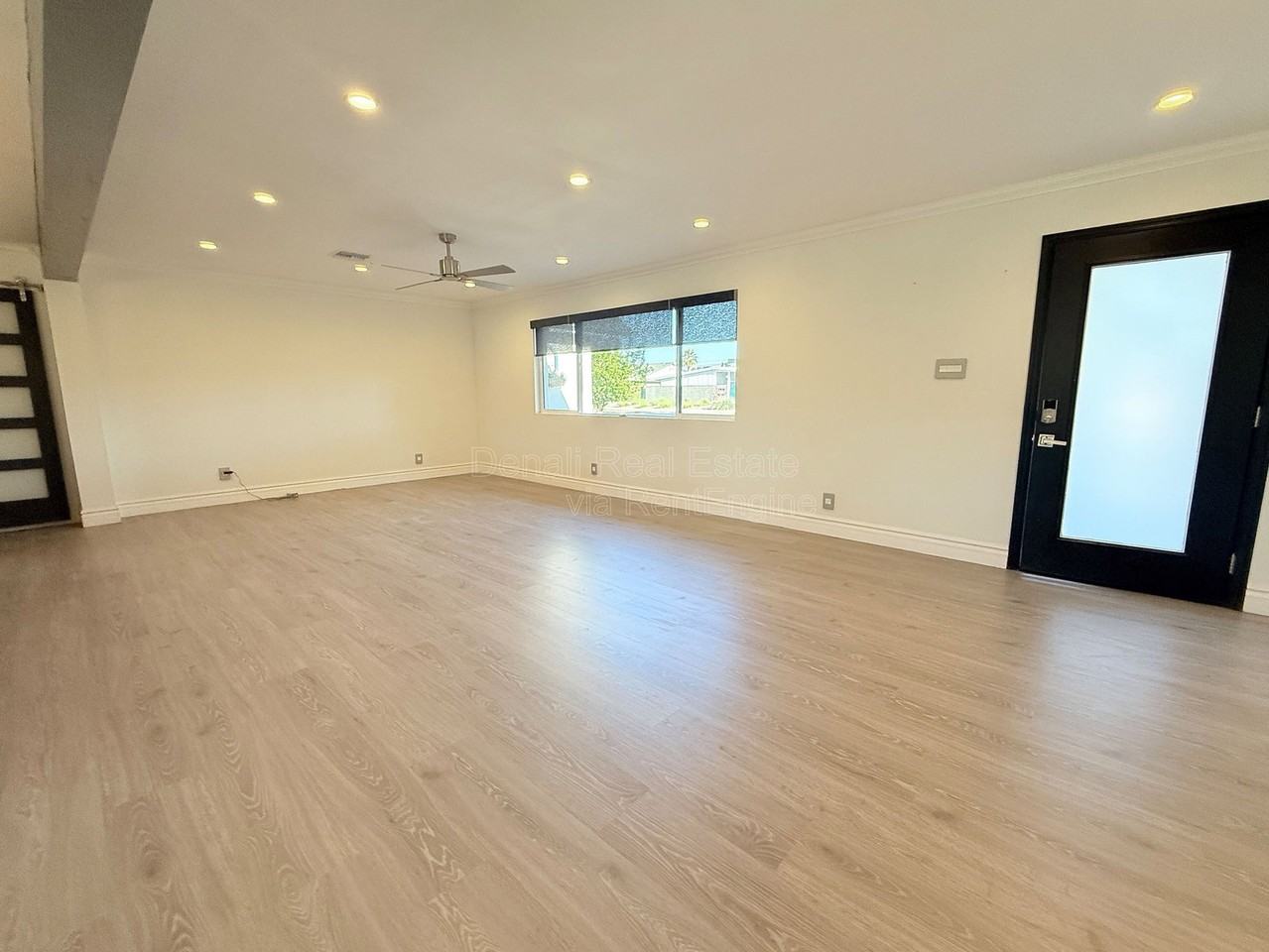 8139 E Mulberry St - Photo 6 of 33