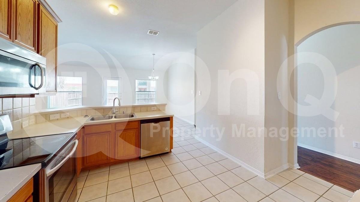 Winding Creek Ct - Photo 6 of 27