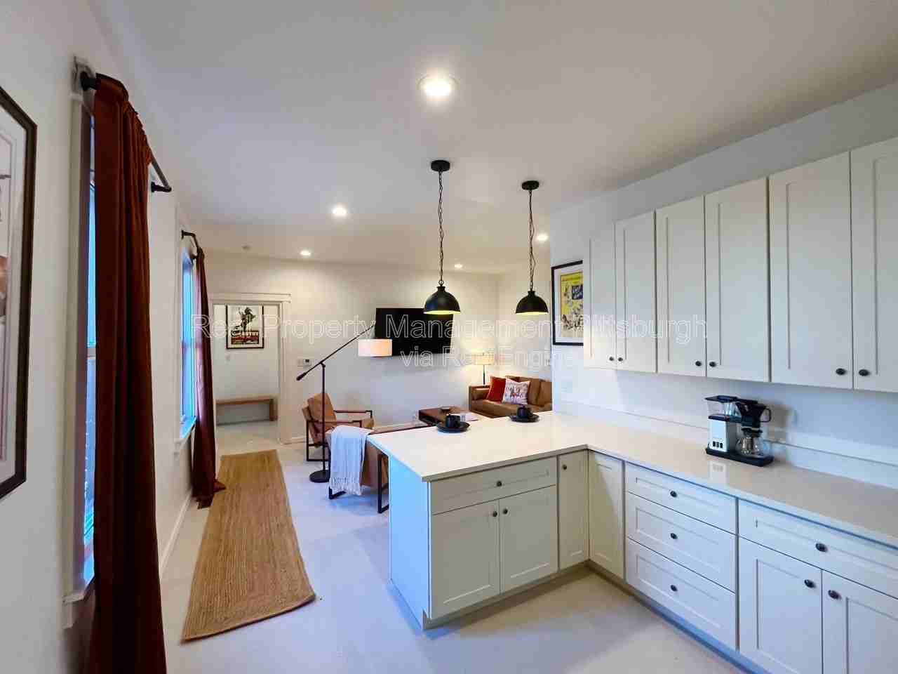 2019 E Beckert Ave #2 - Photo 3 of 22