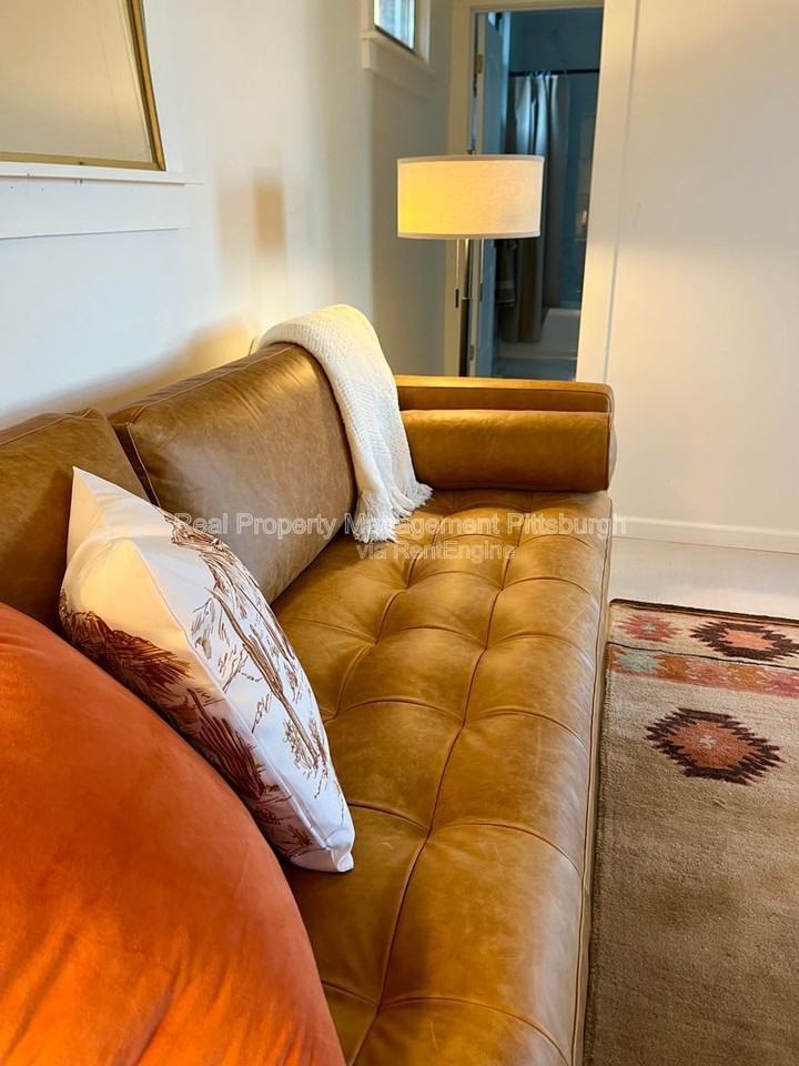 2019 E Beckert Ave #2 - Photo 6 of 22