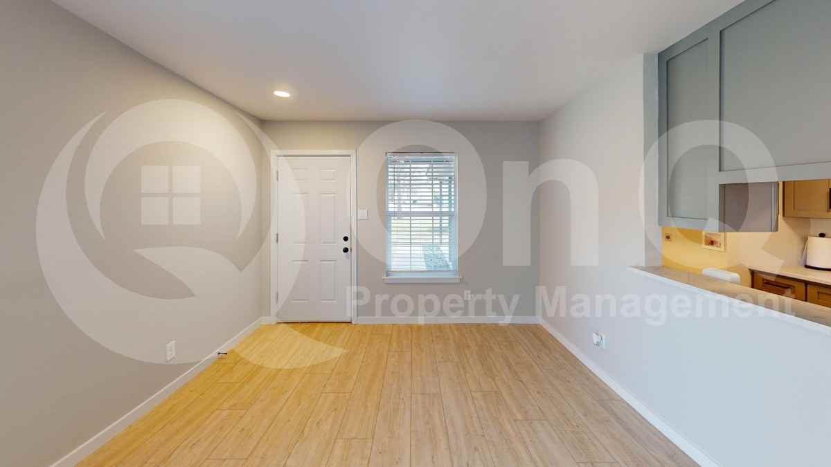 6038 Calloway Ct - Photo 5 of 15