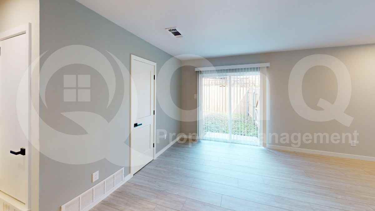 6038 Calloway Ct - Photo 6 of 15