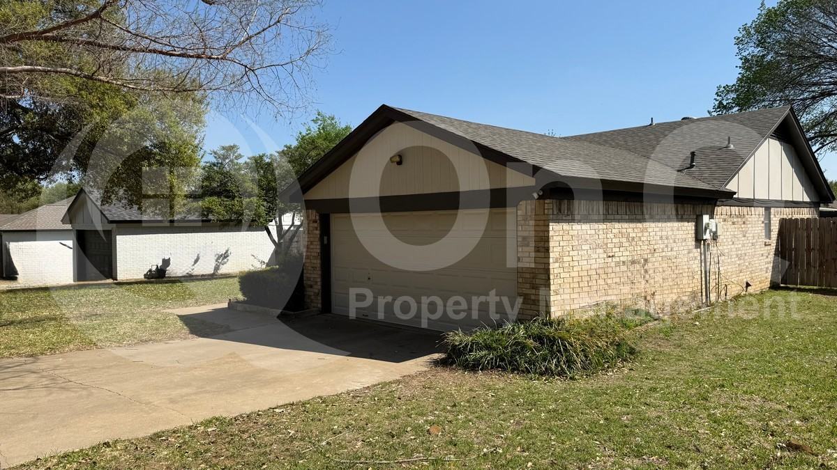 2961 Cripple Creek Trl - Photo 4 of 19