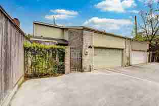 928 W Main St - Photo 1 of 1