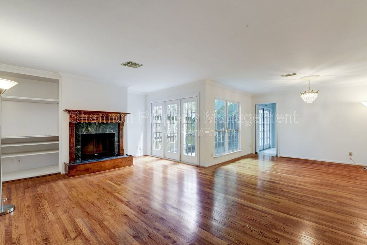 928 W Main St - Photo 5 of 23