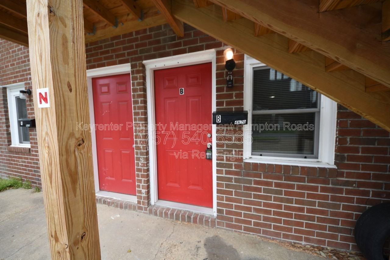 4670 Kincaid Ave #B - Photo 2 of 25