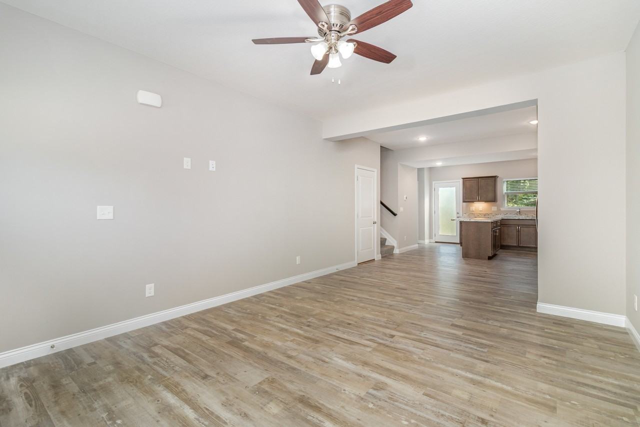 5565 Limaburg Rd #5565-8 - Photo 4 of 28