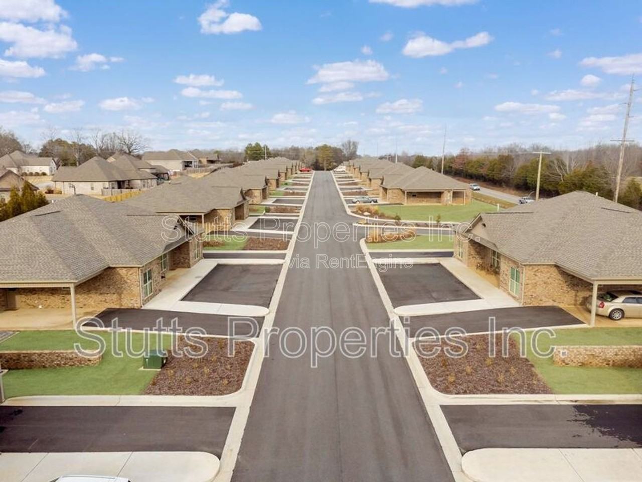 103 Bentbrook Pl - Photo 3 of 9