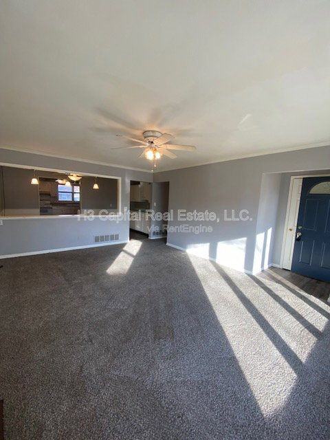 2349 Clark Ave - Photo 4 of 24