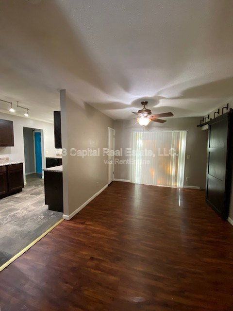 215 Dogwood Ln - Photo 5 of 25