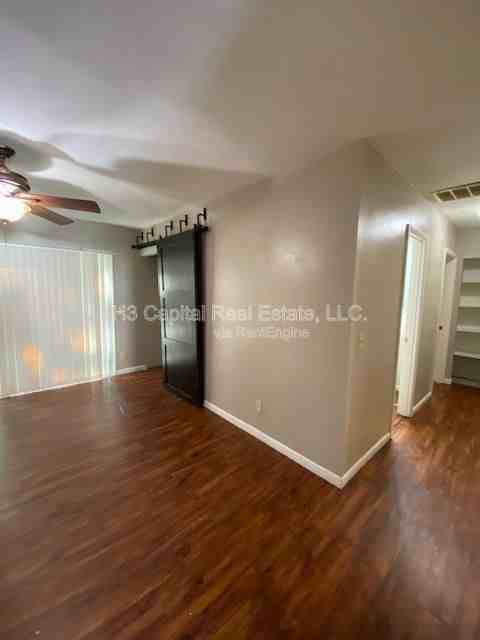 215 Dogwood Ln - Photo 6 of 25