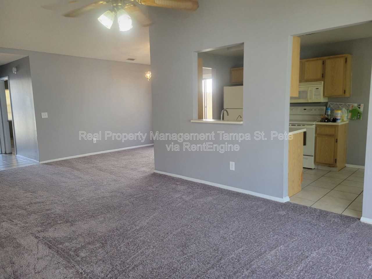 1309 Coolridge Dr - Photo 5 of 15