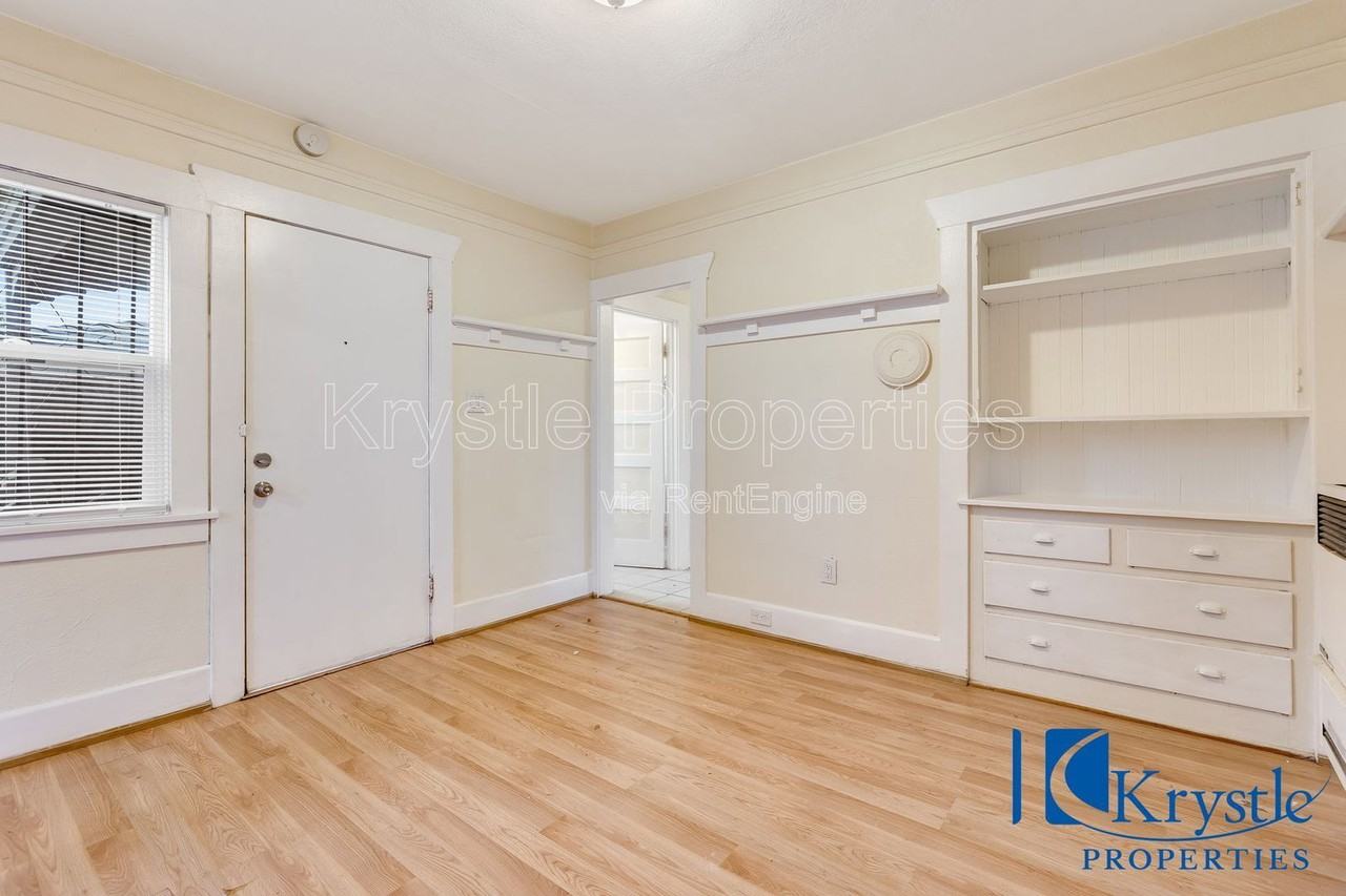 1117 Sutter St - Photo 3 of 16