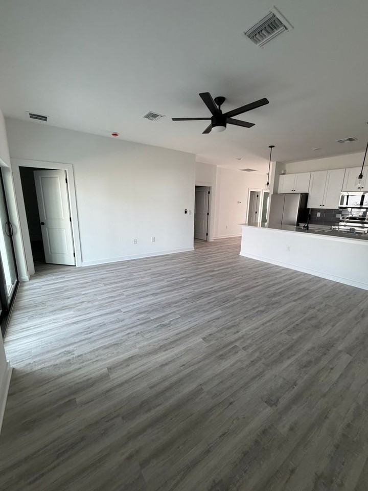 4617 27th St Sw - Photo 6 of 36