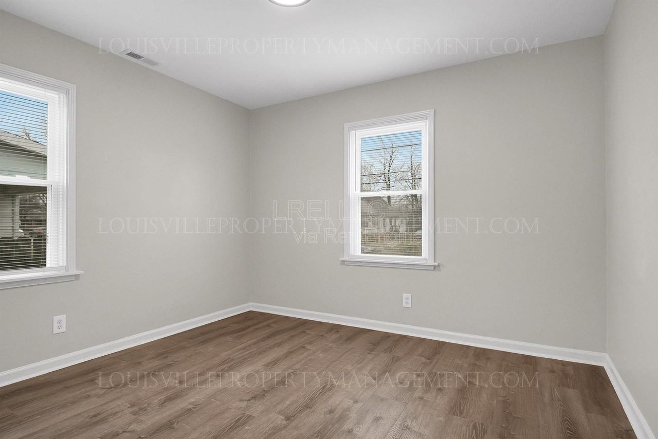 3605 Parthenia Ave - Photo 6 of 18