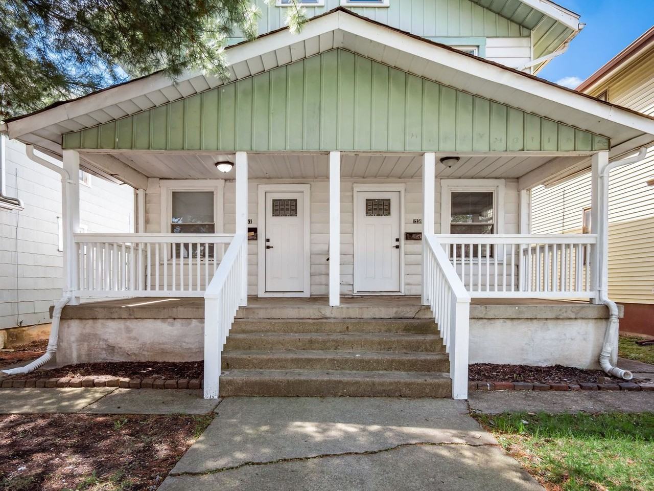 1359 N 6th St - Photo 2 of 35