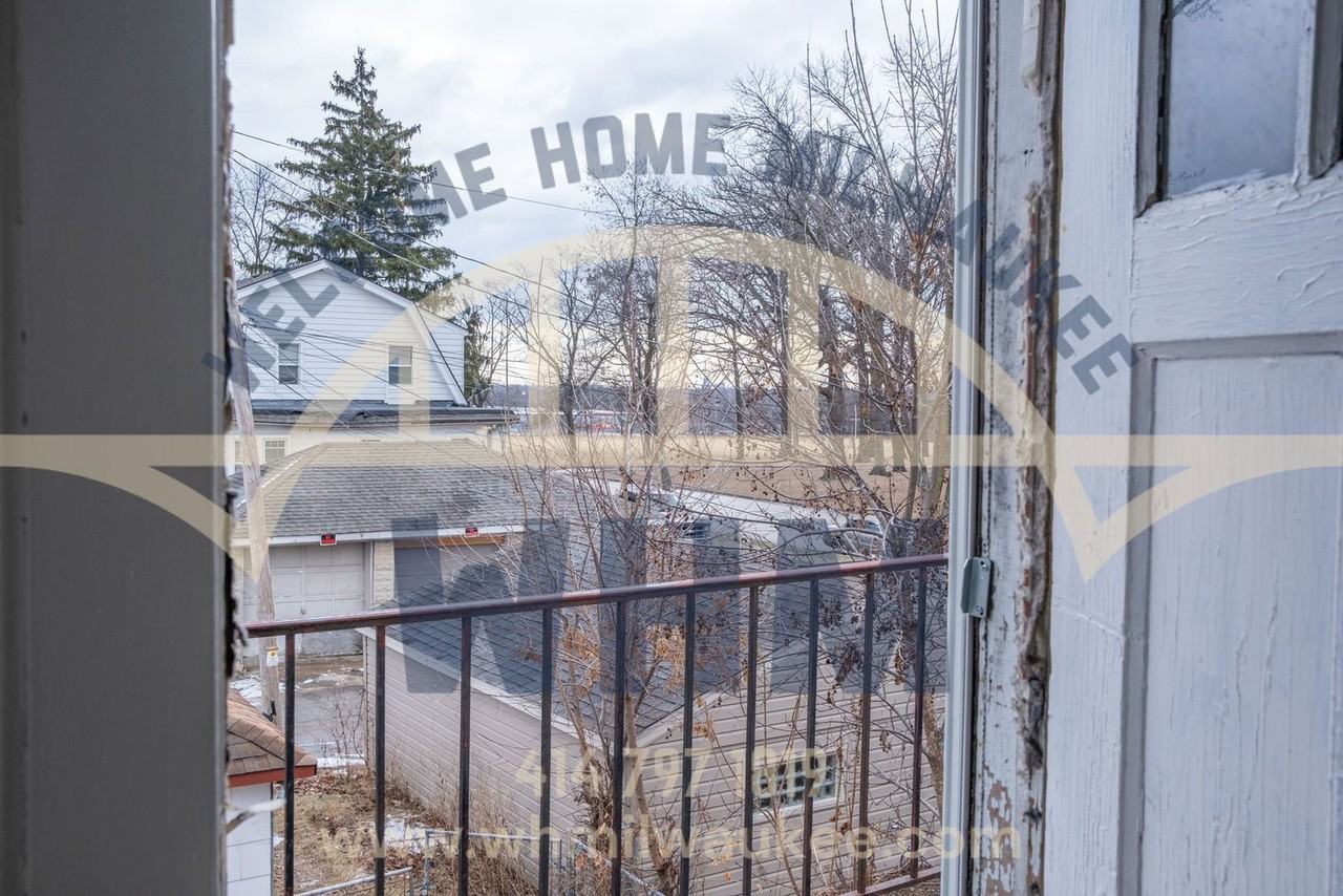 5510 N 34th St - Photo 3 of 14