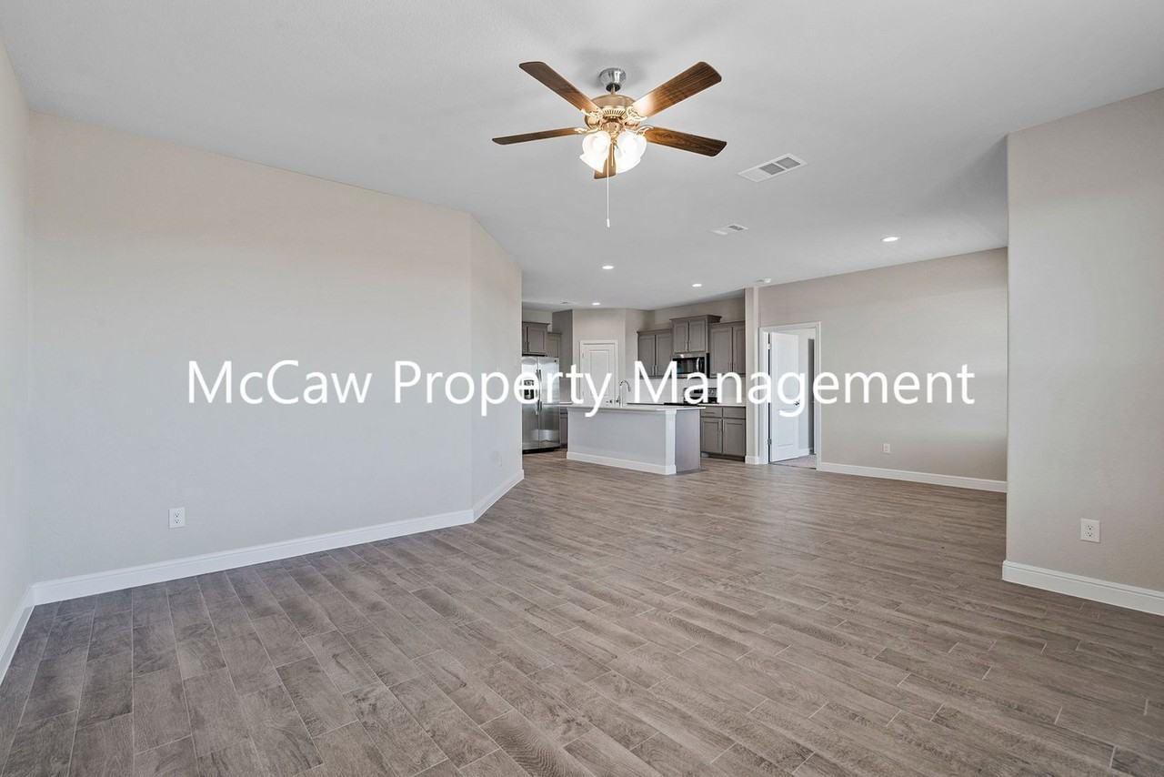 1829 Ruffian Rd - Photo 3 of 19