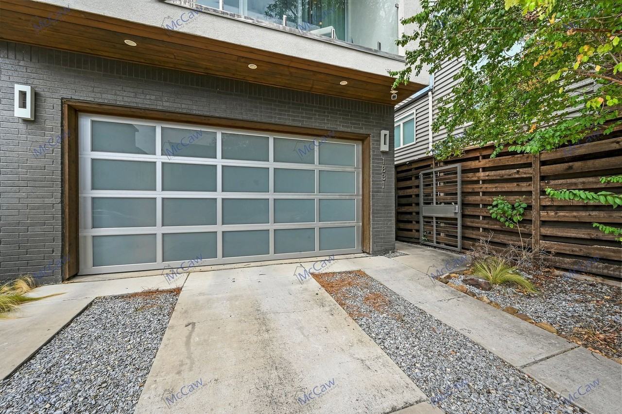 1831 Euclid Ave - Photo 2 of 34