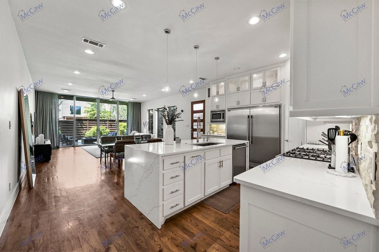 1831 Euclid Ave - Photo 5 of 34