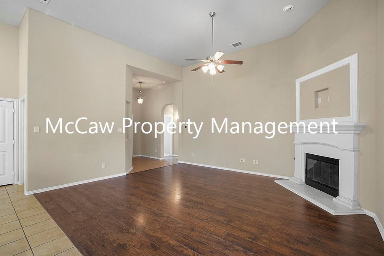 11928 Sundog Way - Photo 4 of 19