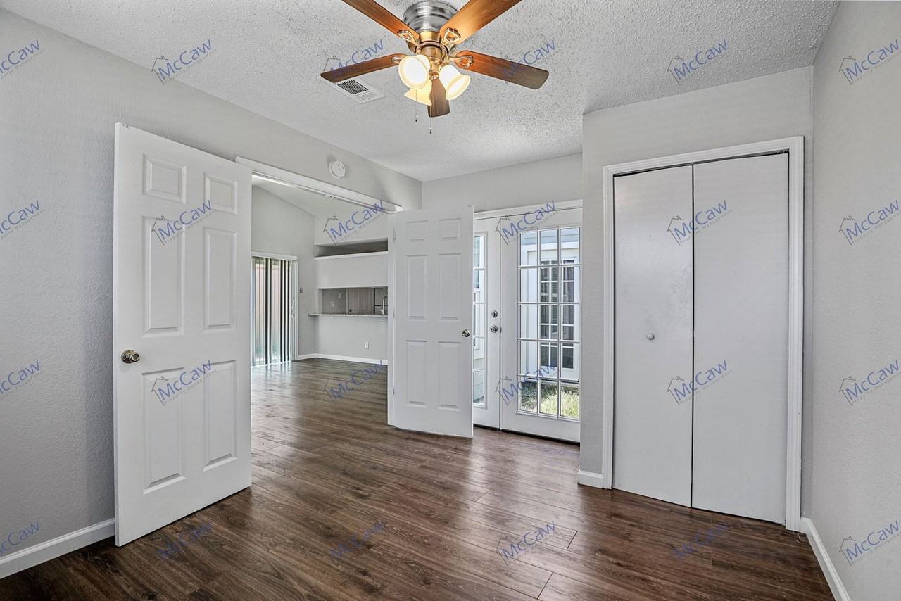 2255 Nantucket Village Dr - Photo 2 of 15