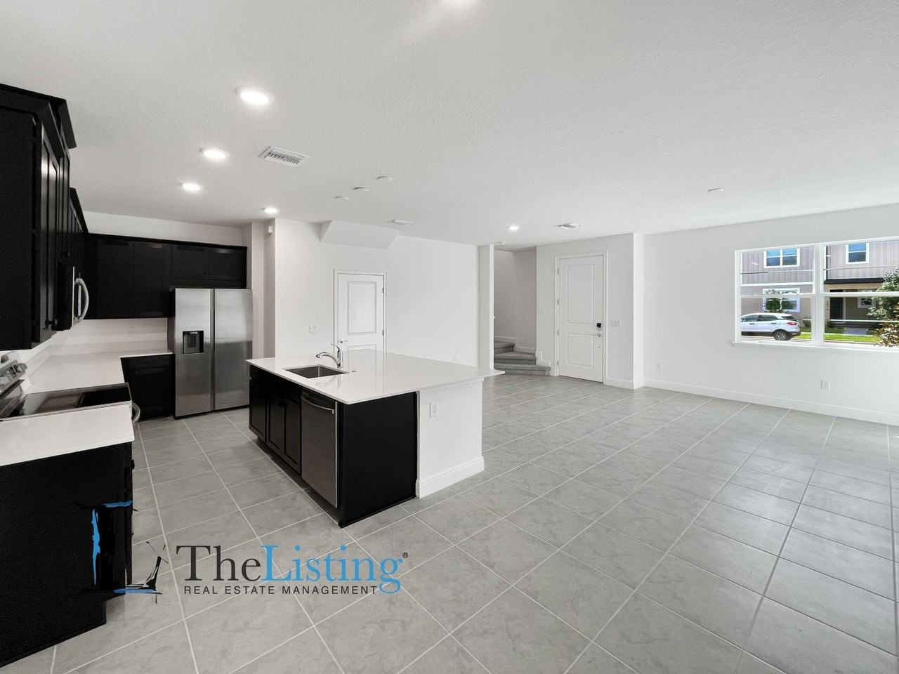 3875 Knotty Pine St - Photo 4 of 26