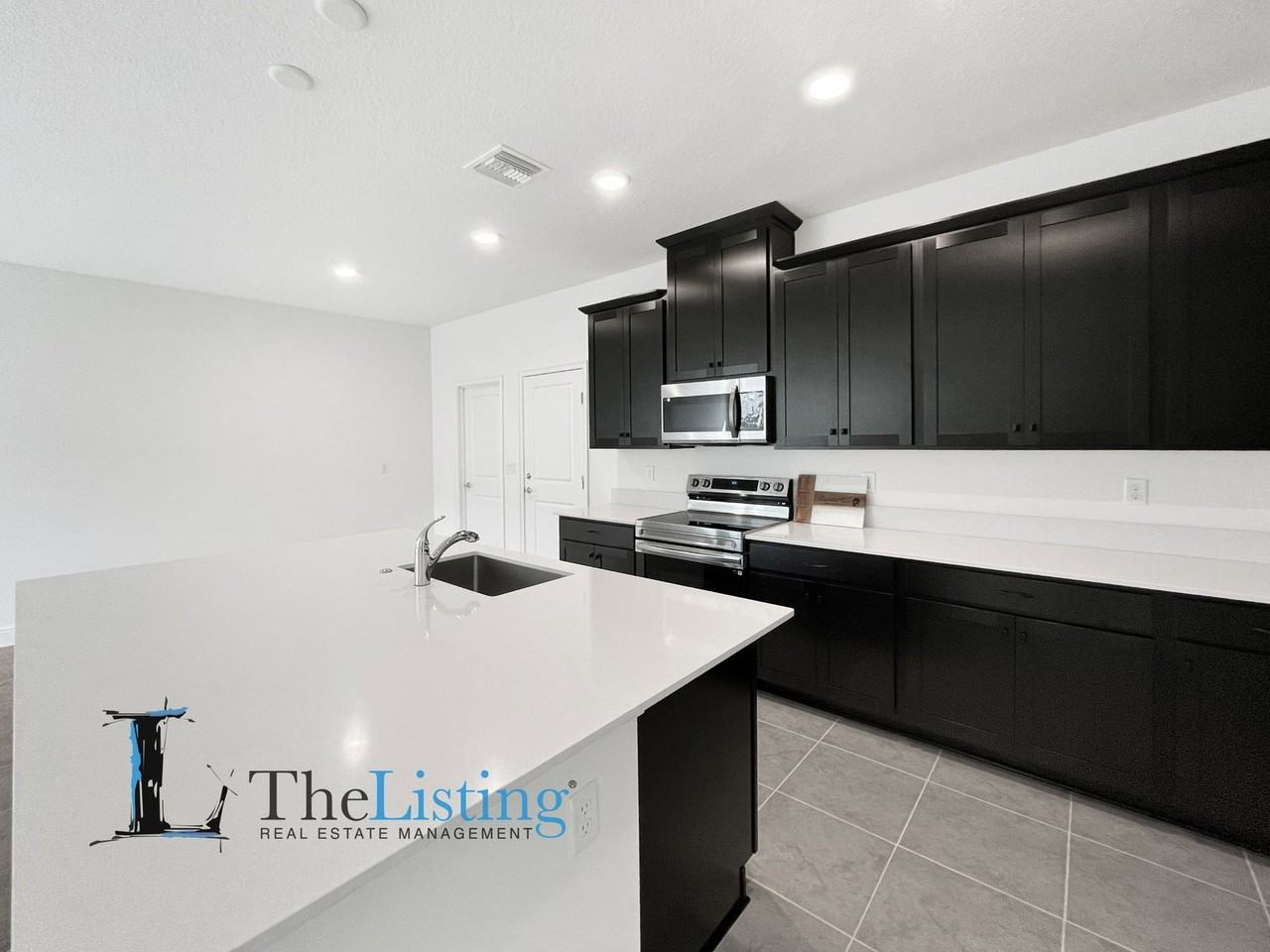 3875 Knotty Pine St - Photo 6 of 26